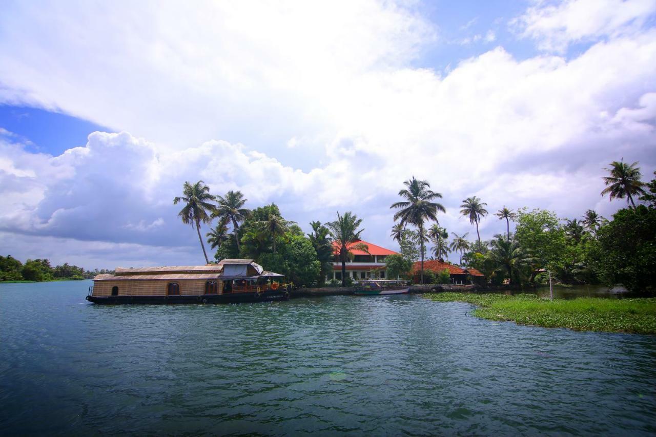 阿育吠陀绿色宫殿度假村 Alappuzha 外观 照片
