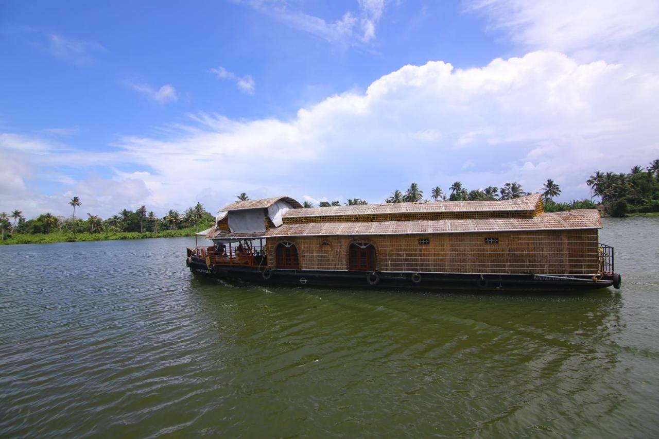 阿育吠陀绿色宫殿度假村 Alappuzha 外观 照片